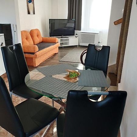 Var-Lak Apartman Balatonfůzfő المظهر الخارجي الصورة